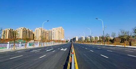 蘇州道路劃線的寬度是多少？蘇州道路劃線廠家幫你解讀