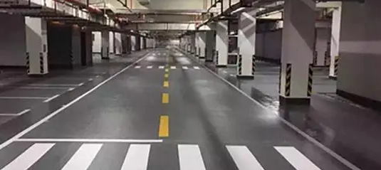 南通停車(chē)場(chǎng)劃線標(biāo)線材料，打造清晰明亮的停車(chē)指引